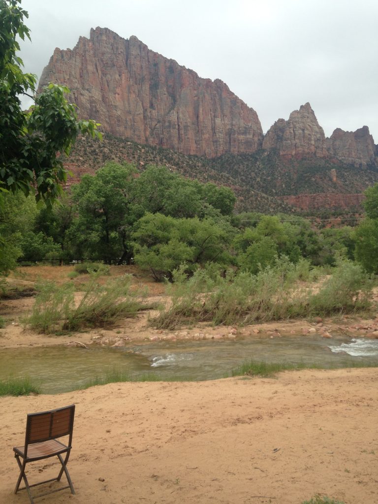 Zion National Park Travel | Kansas City life, home, and style blogger Megan Wilson shares a post about a trip to Zion National Park @shadylaneblog on IG