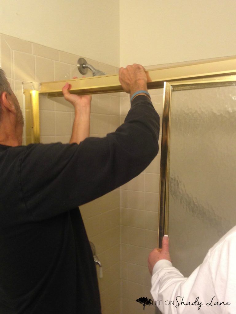 How to (easily!) remove sliding shower doors - via Life on Shady Lane blog | Bathroom updates | How to update an old bathroom