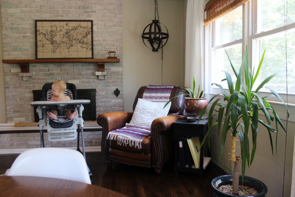 Hardwoods + Painted Ceilings - via Life on Shady Lane blog