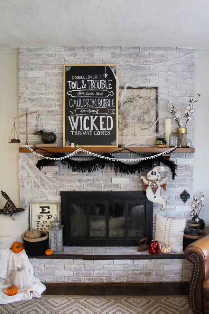 A Halloween Themed Fireplace
