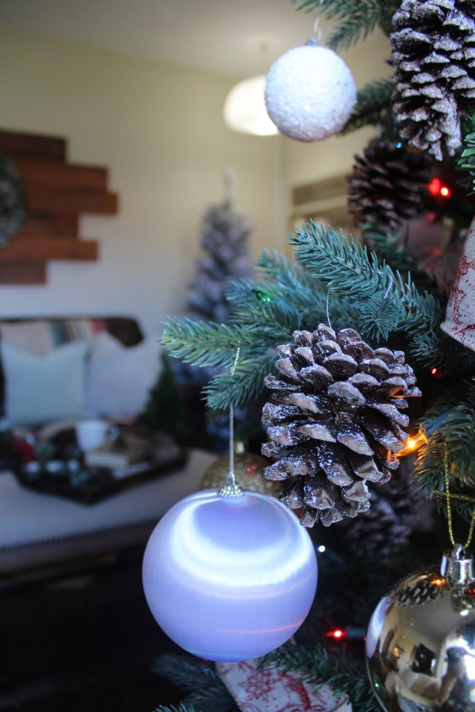 DIY pinecone ornaments via Life on Shady Lane blog