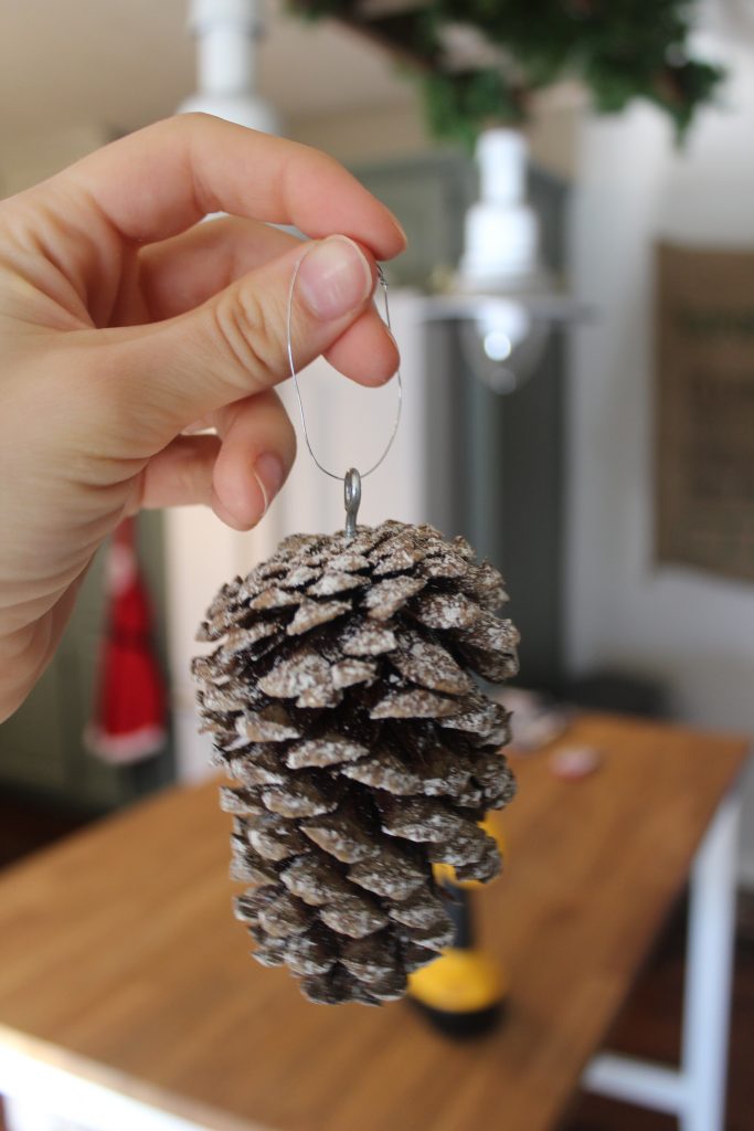 DIY pinecone ornaments via Life on Shady Lane blog