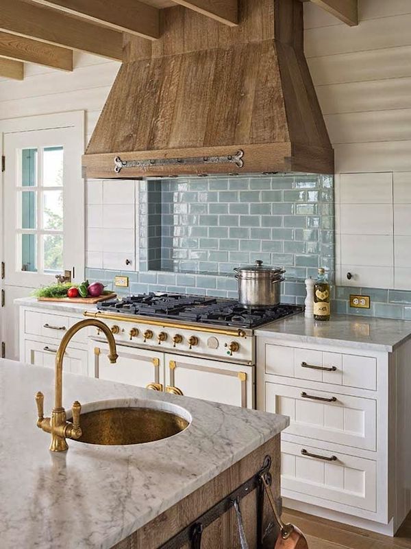 Wood Range Hood Cover Ideas / I've wanted a custom one for a while but ...