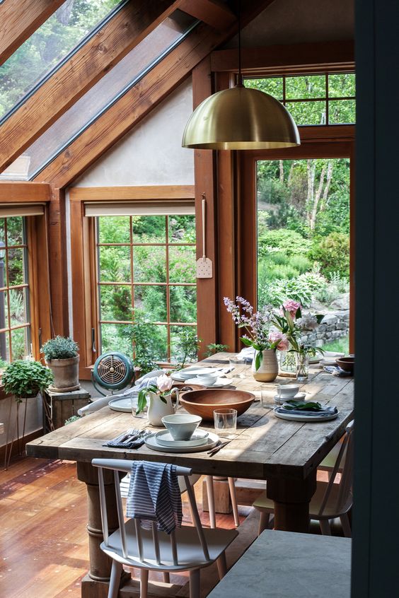 A roundup of Cozy, Charming Cottages via Life on Shady Lane blog