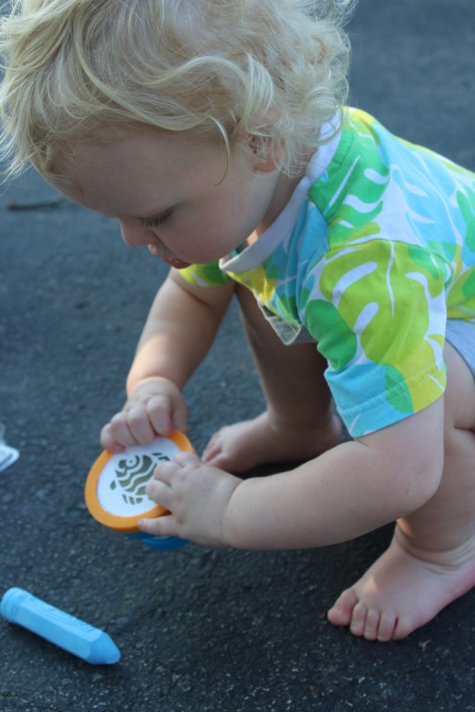 10 outdoor activities to do this summer with your toddler