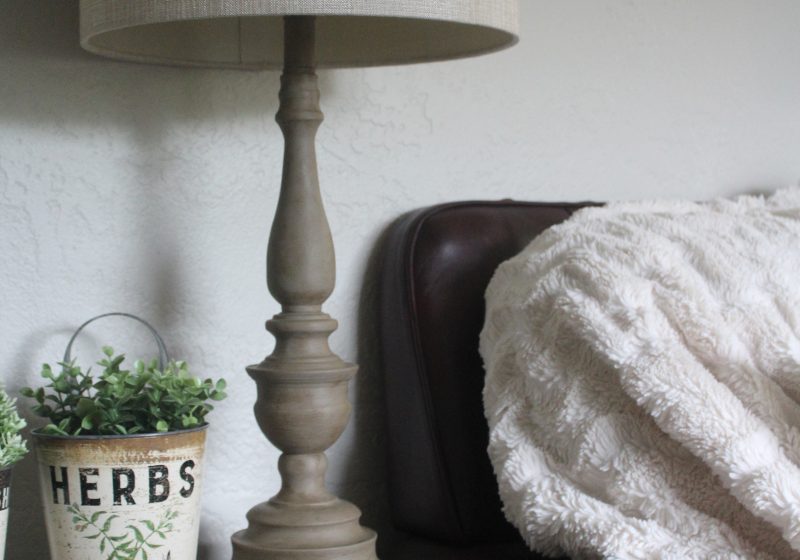 DIY Wood Look Lamp Makeover, perfect for adding a little farmhouse vibe to your home!
