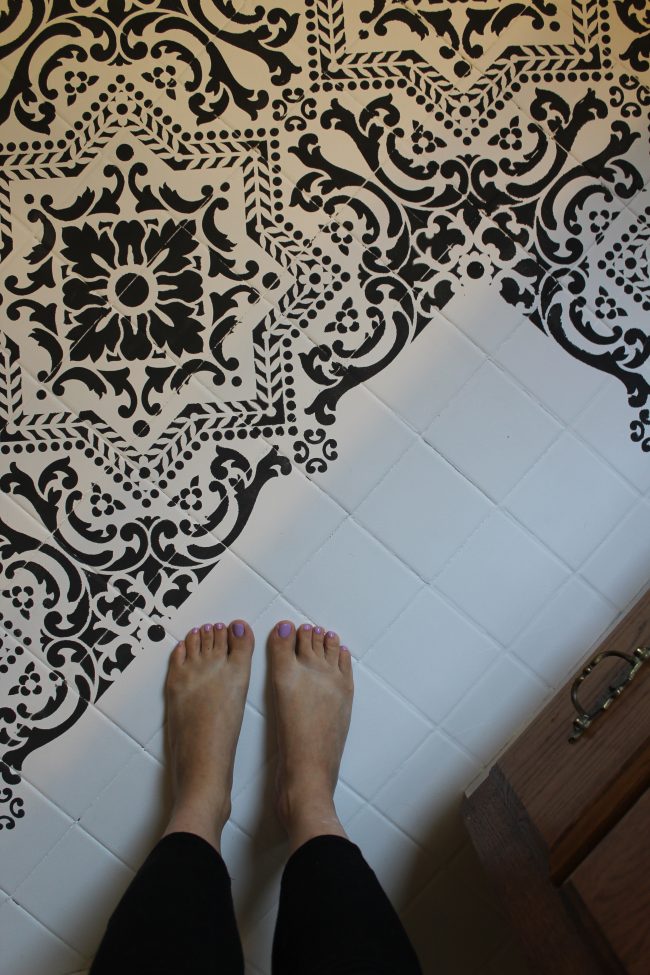 DIY: How to EASILY paint your tile floor for a budget friendly modern update! - Black and White Stenciled Bathroom Floor