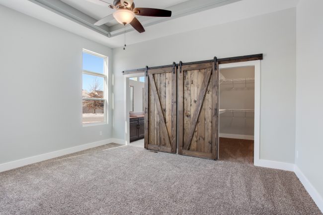 Modern farmhouse home with neutral paint colors, shiplap, and a kitchen that dreams are made of // A new home for sale in the Kansas City, Missouri area