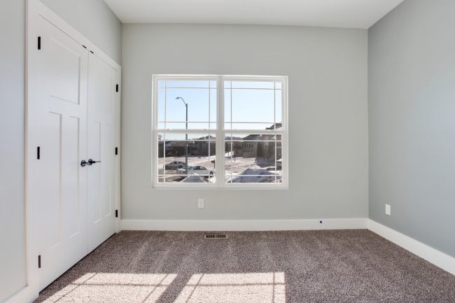 Modern farmhouse home with neutral paint colors, shiplap, and a kitchen that dreams are made of // A new home for sale in the Kansas City, Missouri area