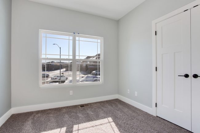 Modern farmhouse home with neutral paint colors, shiplap, and a kitchen that dreams are made of // A new home for sale in the Kansas City, Missouri area