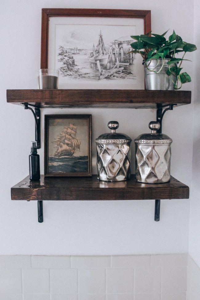 Quick Bathroom Makeover || Open Shelves, White Bathroom, Black and White Stenciled Tile Floor