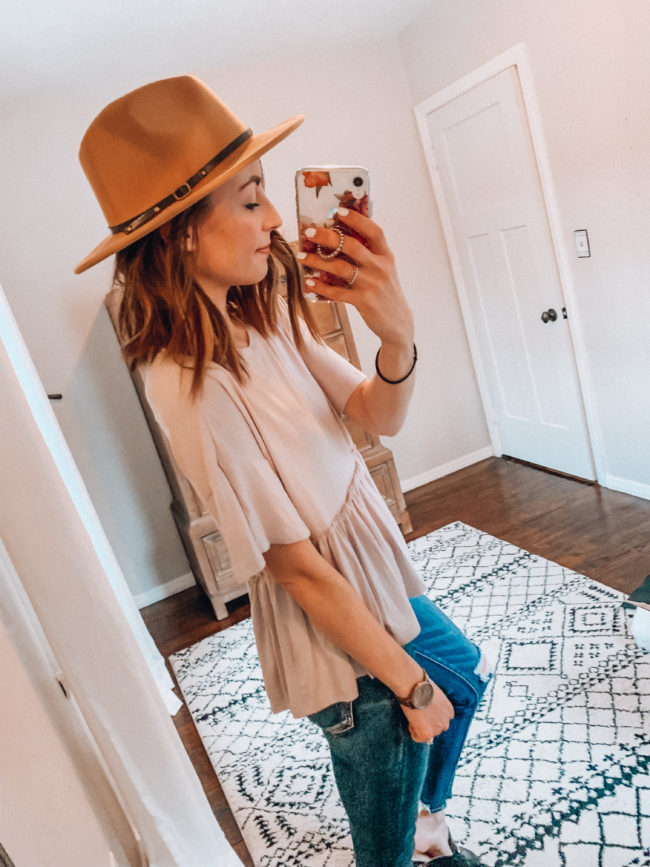 Winter and spring fashion / Kansas City life, home, and style blogger Megan Wilson shares her Amazon Finds - January | Week 2 - Affordable cute style that's fun and won't break the bank! #amazon 