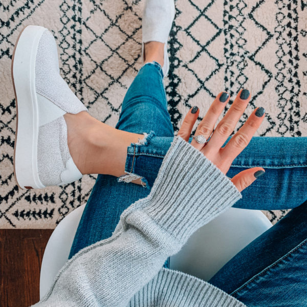 10 pairs of shoes you NEED in your closet for spring and summer | Kansas City life, home, and style blogger Megan Wilson shares spring and summer shoes - all from DSW! Sandals, mules, sneakers, and wedges - there's something for every outfit you have planned for spring and summer!