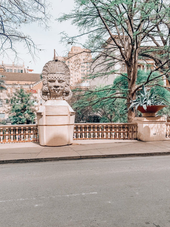 Travel guide to San Antonio, Texas (downloadable PDF!) | Where we stayed, ate, drank, and played during a spring trip to San Antonio, Texas! | Kansas City life, home, and style blogger Megan Wilson shares her travel guide to San Antonio | lifeonshadylane.com // @shadylaneblog on IG