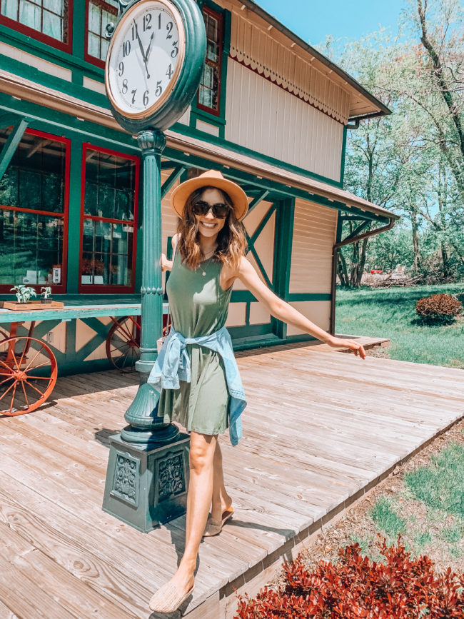 Green tank dress, chambray shirt, and hat outfit || Casual spring and summer style || Chicago & Alton Railroad Depot in Independence, Missouri || Kansas City life, home, and style Blogger Megan Wilson shares a staycation trip to Independence, Missouri! #lovethesquare #staycation #visitmissouri