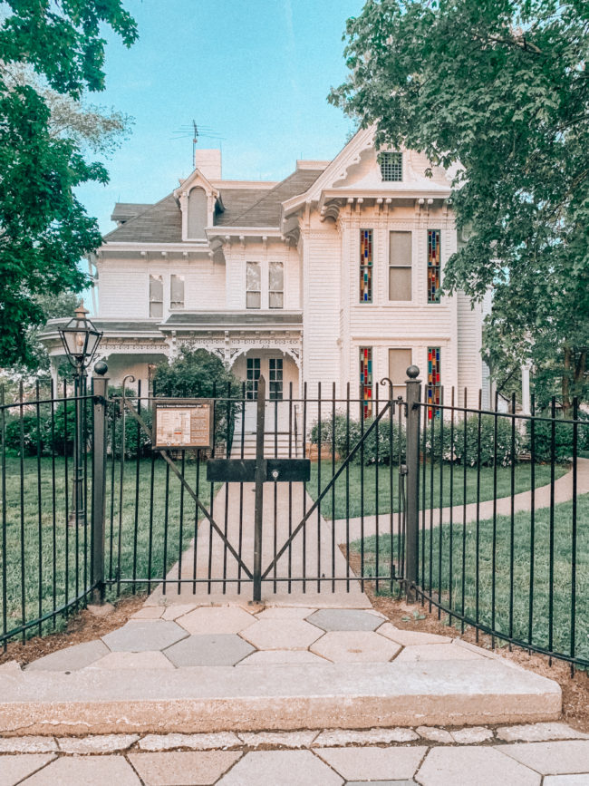 Harry and Bess Truman's "Summer White House" What to do in Independence, Missouri - A guide to all the fun stuff! | Kansas City life, home, and style Blogger Megan Wilson shares a staycation trip to Independence, Missouri! #lovethesquare #staycation #visitmissouri