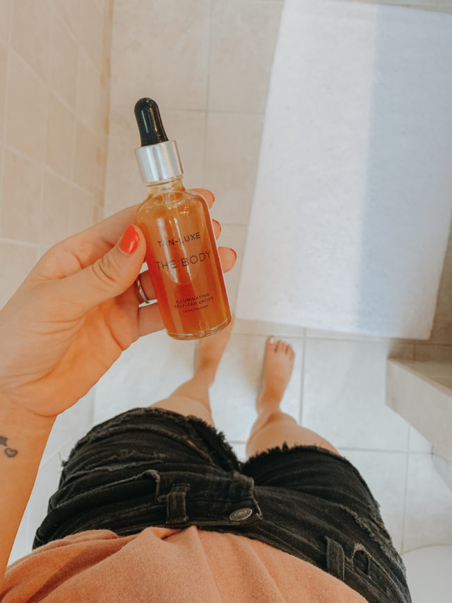 Tan Drops || My current favorites from the month of AUGUST || Kansas City life, home, and style blogger Megan Wilson shares some of her favorite beauty products, clothing, etc. from the month of August