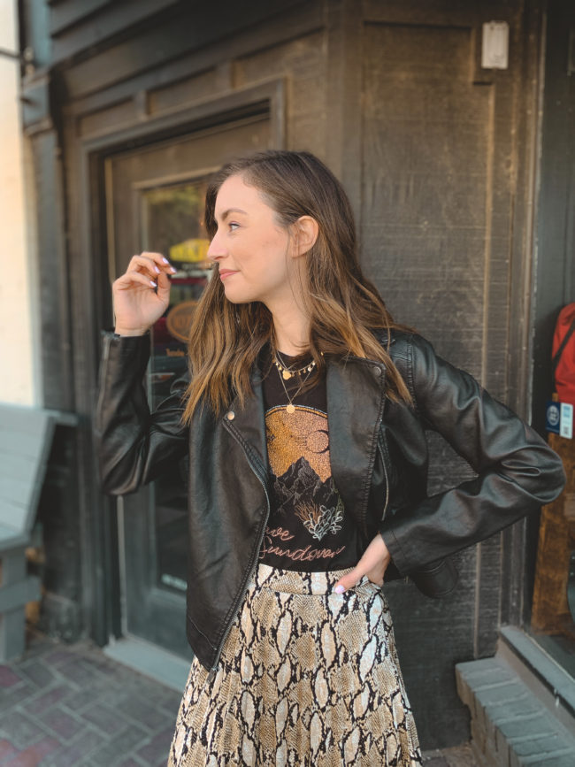 5 Ways to Wear a Snakeskin Print Skirt this Fall || Kansas City life, home, and style blogger Megan Wilson shares 5 different ways to wear a snakeskin skirt for fall