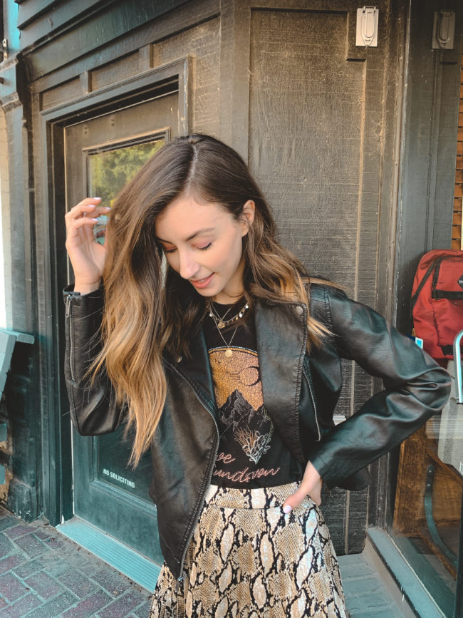 5 Ways to Wear a Snakeskin Print Skirt this Fall || Kansas City life, home, and style blogger Megan Wilson shares 5 different ways to wear a snakeskin skirt for fall