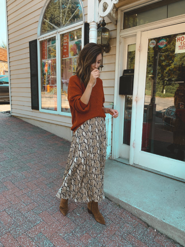 5 Ways to Wear a Snakeskin Print Skirt this Fall || Kansas City life, home, and style blogger Megan Wilson shares 5 different ways to wear a snakeskin skirt for fall