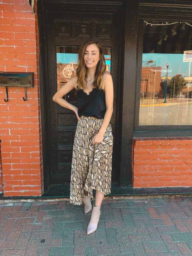 5 Ways to Wear a Snakeskin Print Skirt this Fall || Kansas City life, home, and style blogger Megan Wilson shares 5 different ways to wear a snakeskin skirt for fall