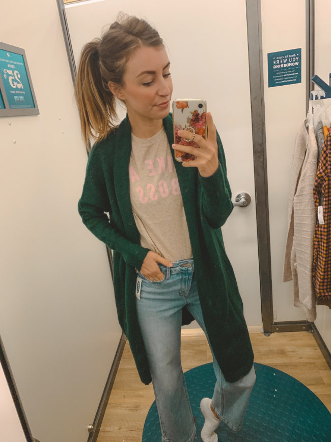 Casual fall looks from Old Navy! || Everyday casual outfits for fall || Kansas City life, home, and style blogger Megan Wilson shares an Old Navy try-on