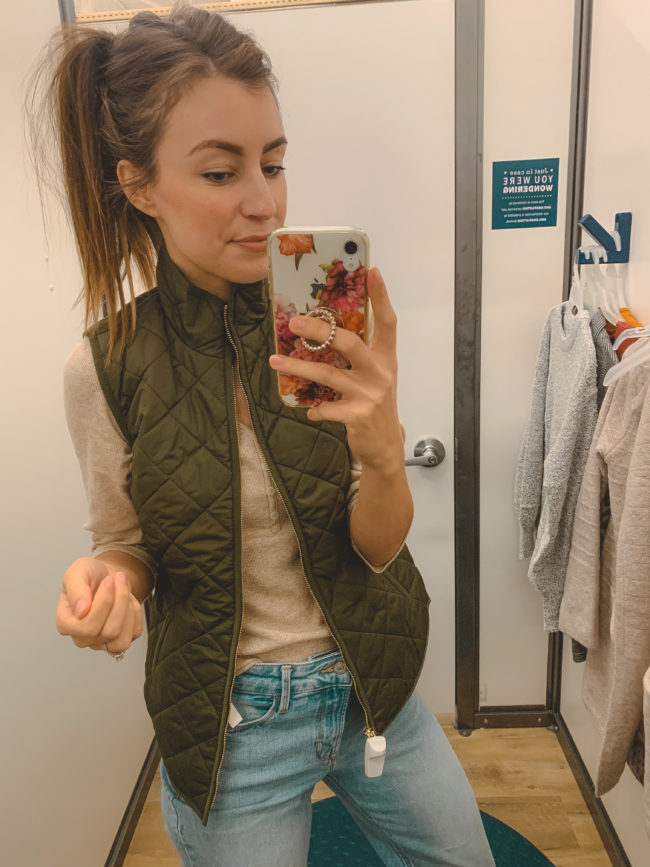 Casual fall looks from Old Navy! || Everyday casual outfits for fall || Kansas City life, home, and style blogger Megan Wilson shares an Old Navy try-on