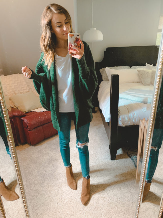 FALL Amazon Finds || affordable casual fall fashion || Kansas City life, home, and style blogger Megan Wilson shares her Amazon Finds - September | Affordable cute style that's fun and won't break the bank! #amazon #amazonfashion #amazonclothes #amazonfinds