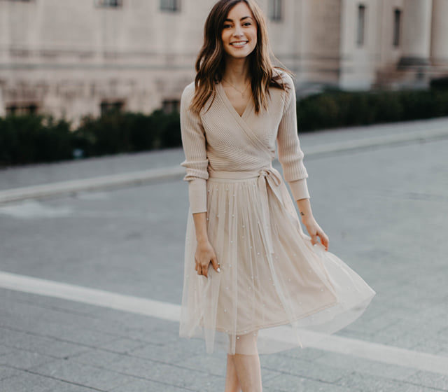 Family photo outfit ideas for fall, christmas, holidays! // Kansas City life, home, and style blogger Megan Wilson shares several coordinating outfit ideas for your family photos