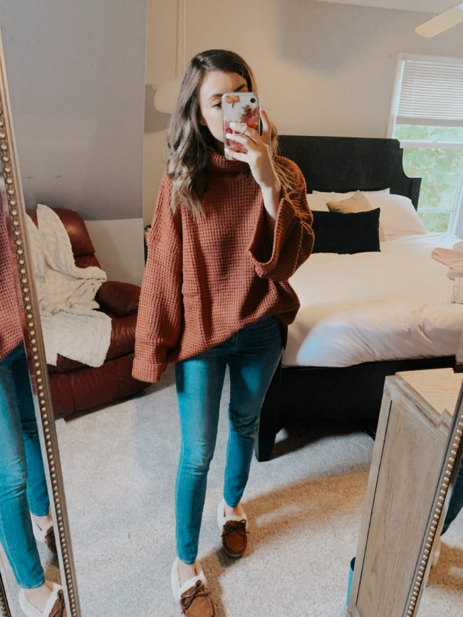 FALL Amazon Finds || affordable casual fall fashion || Kansas City life, home, and style blogger Megan Wilson shares her Amazon Finds - October | Affordable cute style that's fun and won't break the bank! #amazon #amazonfashion #amazonclothes #amazonfinds