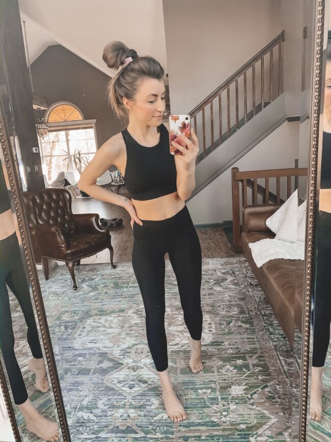 Black leggings and sports bra set || Cute workout clothes (and the perfect jacket to wear over them this winter!) || Kansas City life, home, and style blogger Megan Wilson shares her picks