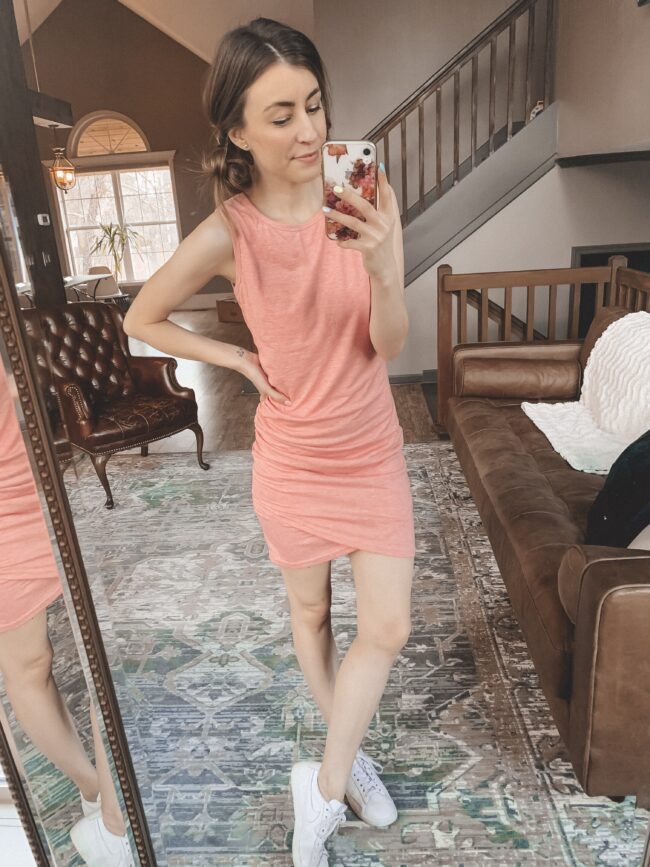 Sleevless pink bodycon dress with ruching from Amazon || Casual style from AMAZON! || Kansas City life, home, and style blogger Megan Wilson shares her February Amazon Finds