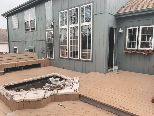 Deck makeover on a budget // How to DIY your way to a beautiful, restored deck! || Kansas City life, home, and style blogger Megan Wilson shares a before and after of her easy deck makeover
