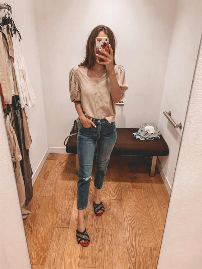 linen blend puff sleeve top and high waist mom jeans | Casual summer style and outfits from Express | Affordable summer outfit inspiration | Kansas city life, home, and style blogger Megan Wilson