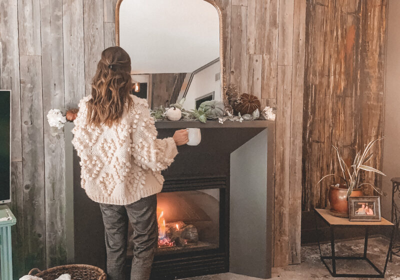 In this blog post I'm sharing fall decorating ideas - more specifically, a simple fall fireplace mantel you can put together in about five minutes!