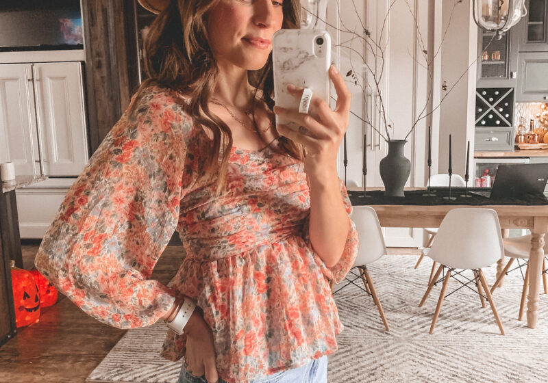 October outfits from American Eagle ! I stopped in to American Eagle the other day and grabbed just a couple fall things to try - sharing here today! #fall