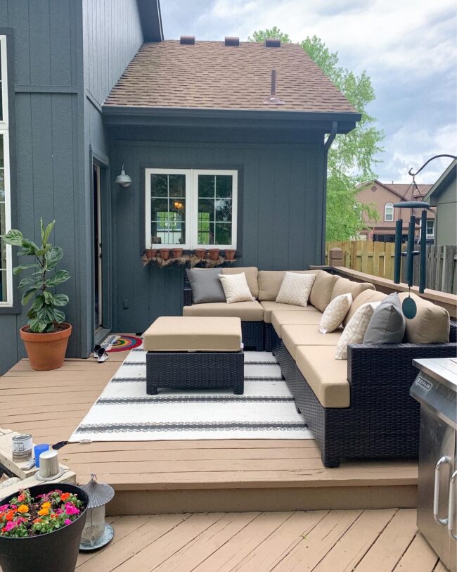 Deck lounge area makeover - see how we took this space from BORING and sad to COZY and fab! Kansas City life, home, and style blog | Backyard